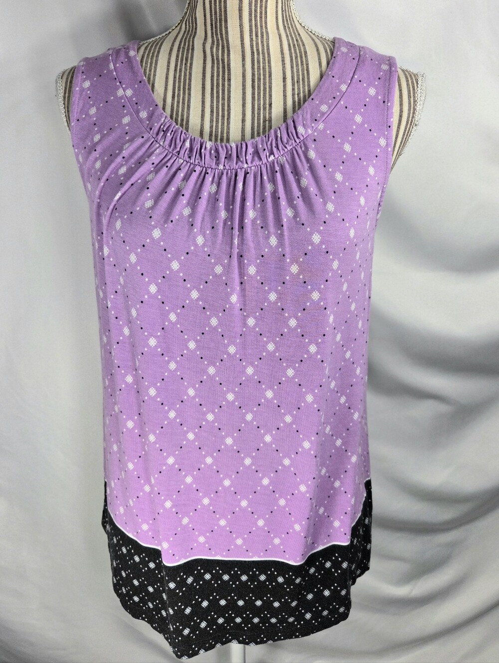 Croft & Barrow Purple Diamond Print Gathered Neck Sleeveless Top Size Medium